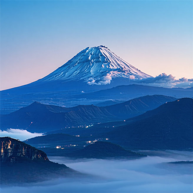 关山别荡子，风月守空闺。