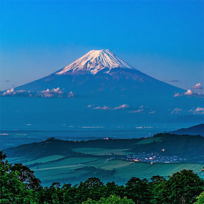 落木千山天远大，澄江一道月分明。 Poster